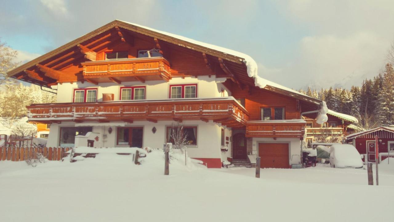 Appartamento Haus Ferienglueck Ramsau am Dachstein Esterno foto