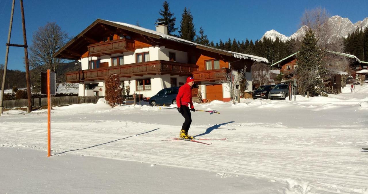 Appartamento Haus Ferienglueck Ramsau am Dachstein Esterno foto